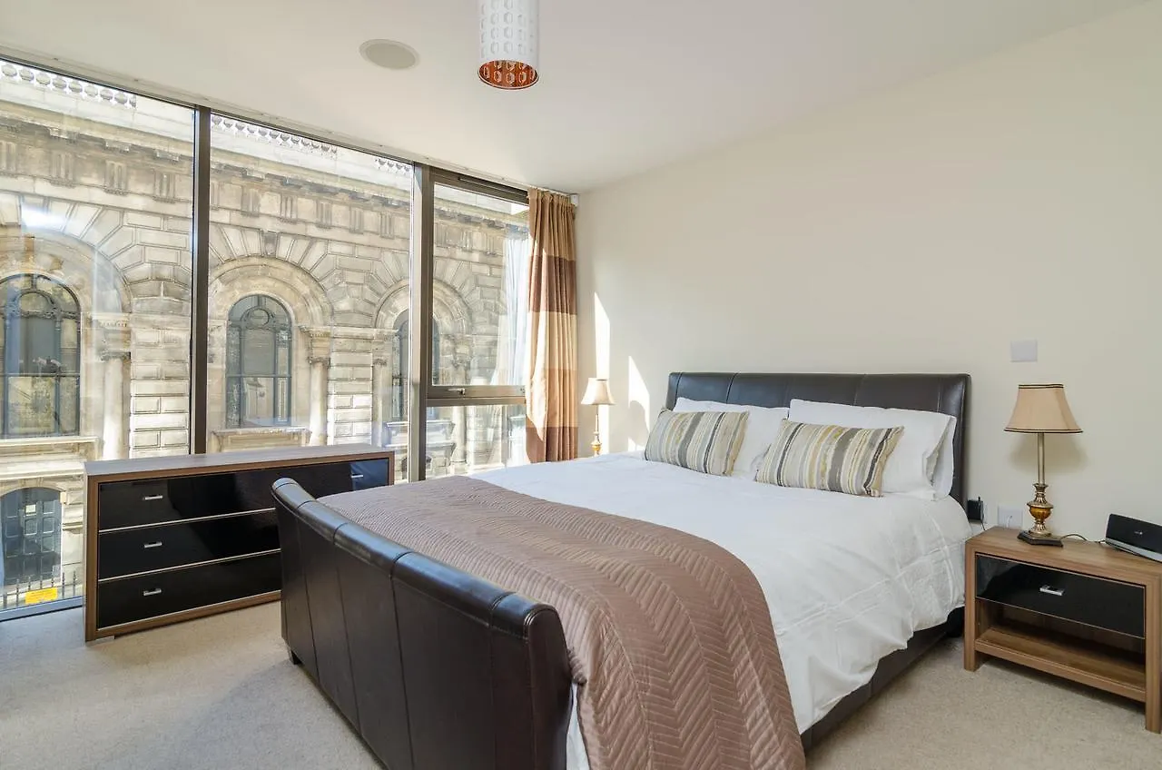 Custom House Square: Cathedral Quarter Apartman Belfast 0*,